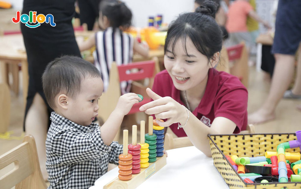 7 loại trí thông minh bố mẹ cần rèn luyện cho trẻ