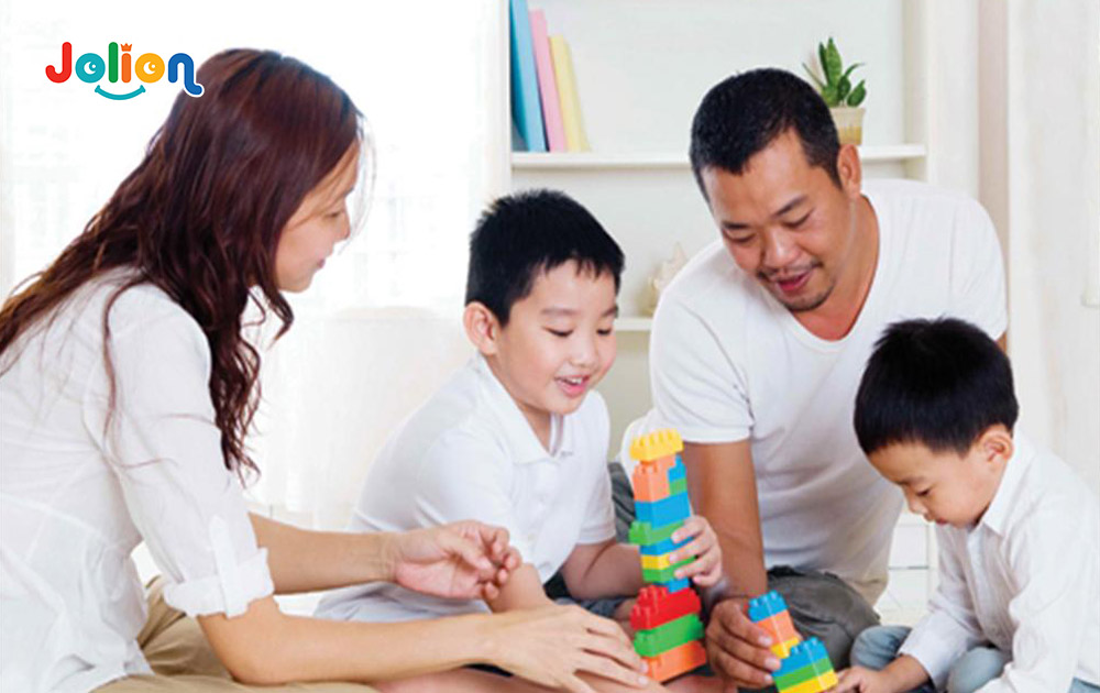 Bí kíp vàng nuôi dạy con thông minh dành cho bố mẹ