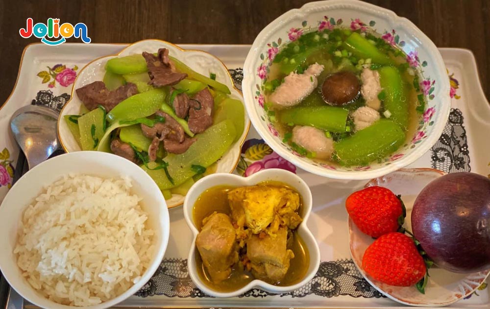 Có nên ở cữ sau sinh hay không?