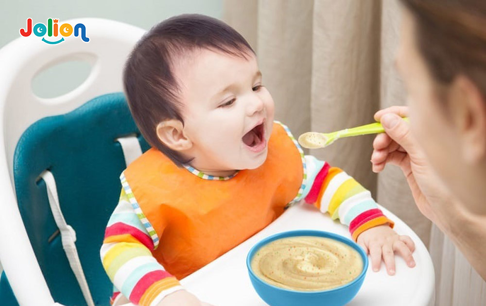 Kỷ luật bàn ăn cho trẻ - hơn cả một bữa ăn